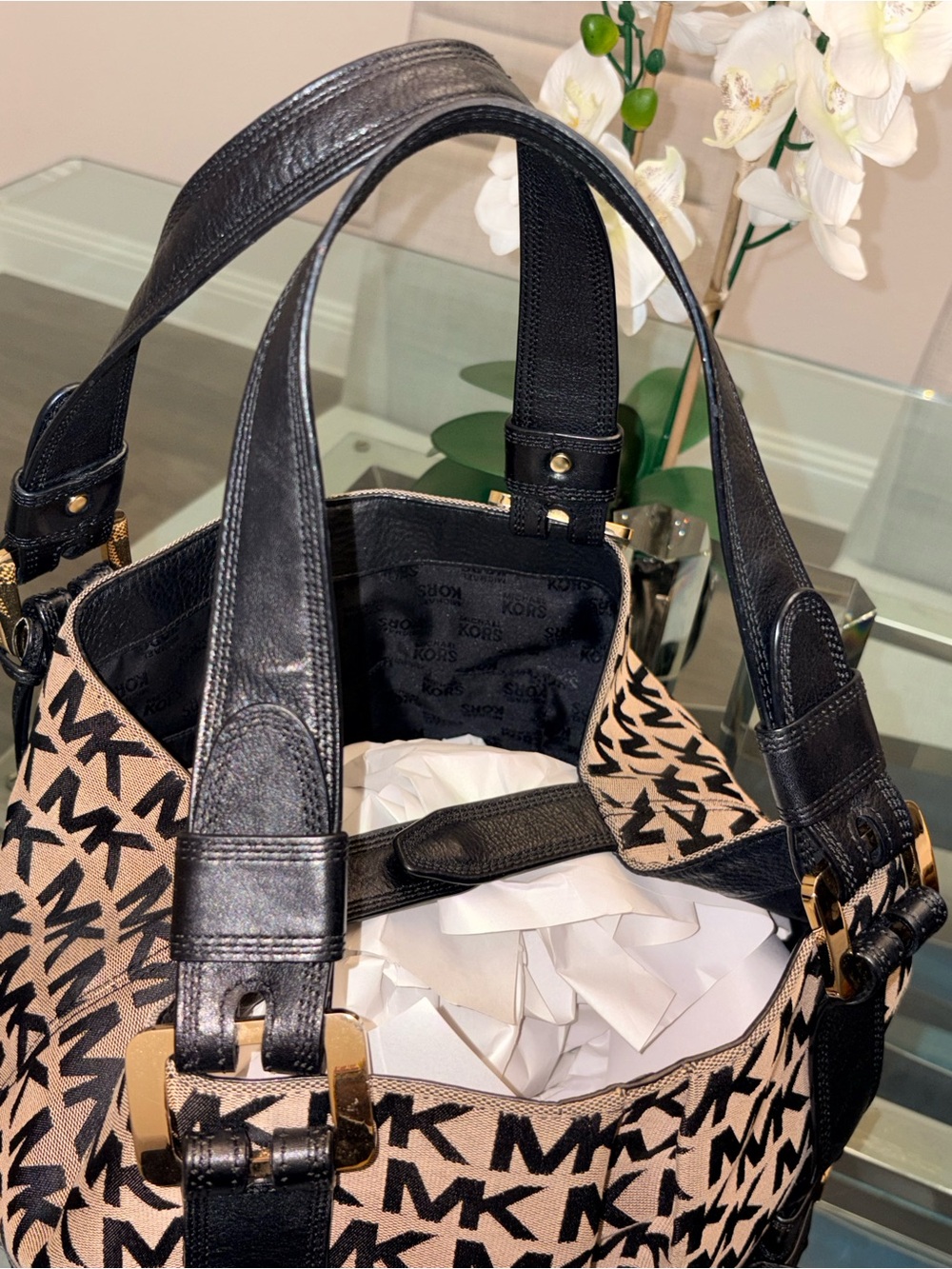 Michael Kors Black & Brown MK Logo Shoulder Bag & Matching Wallet - Picture 6 of 17